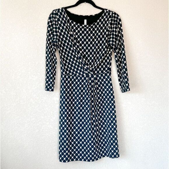 Gilli Stitch Fix Size Medium Printed Dress Stretchy - Picture 1 of 5